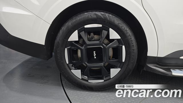 Kia Carnival 2024 thumb 6
