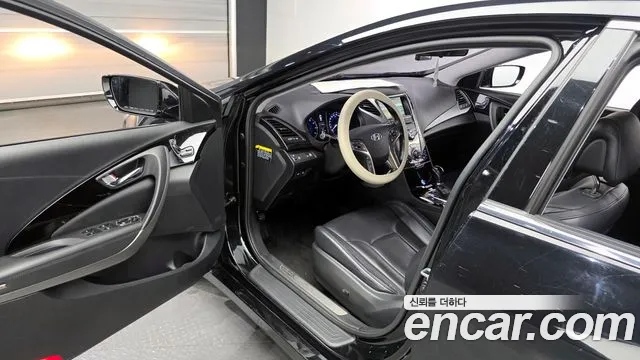 Hyundai Grandeur 2012 thumb 10