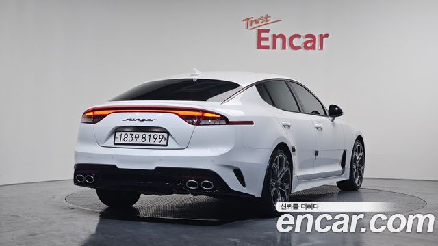 Kia Stinger 2021 thumb 3