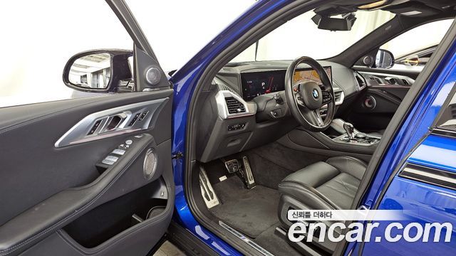 BMW XM 2023 thumb 11