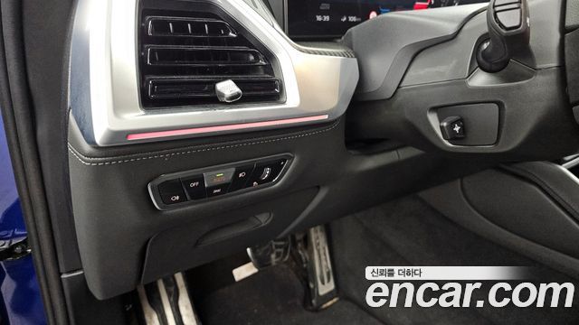 BMW XM 2023 thumb 5