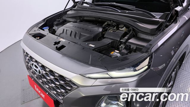 Hyundai Santa Fe 2018 thumb 6