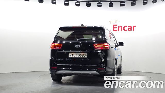 Kia Carnival 2020 thumb 5
