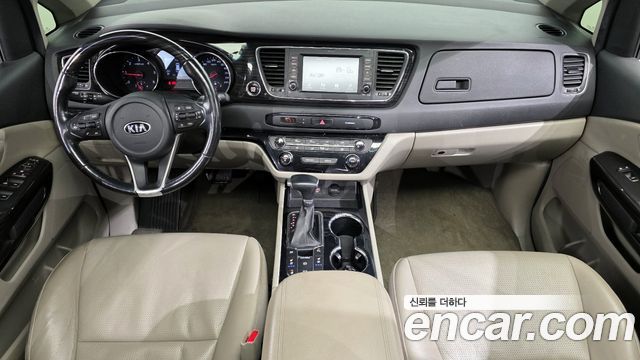 Kia Carnival 2020 thumb 8