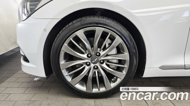 Hyundai Genesis 2015 thumb 6