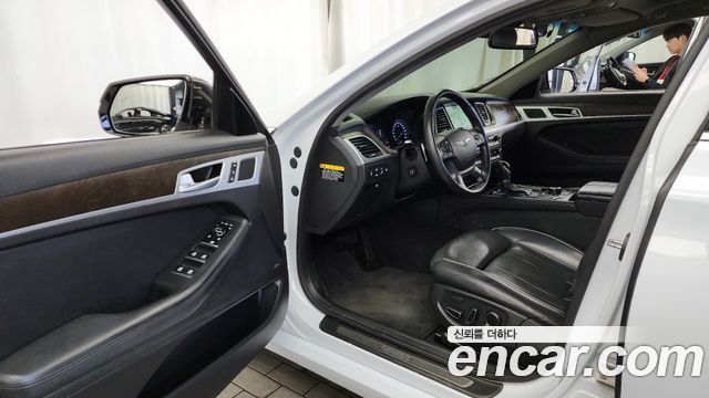 Hyundai Genesis 2015 thumb 11