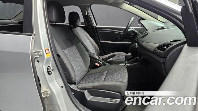 Renault Korea SM3 2014 thumb 11