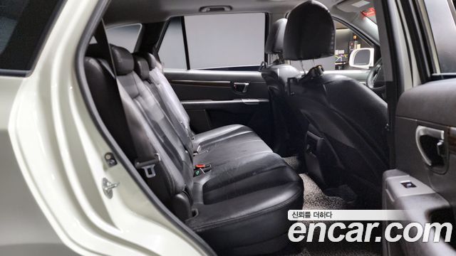 Hyundai Santa Fe 2010 thumb 12