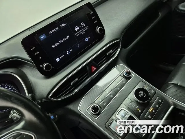 Hyundai Santa Fe 2021 thumb 9