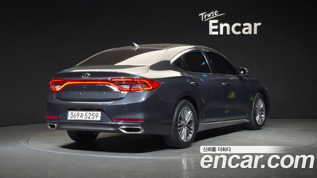 Hyundai Grandeur 2017 thumb 3