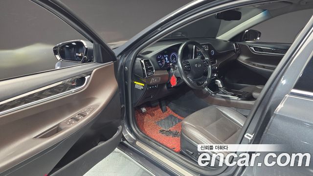 Hyundai Grandeur 2017 thumb 11