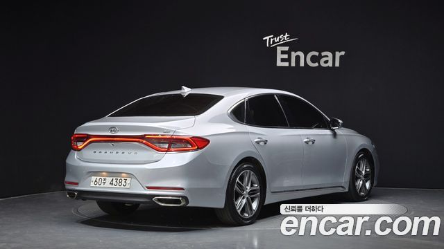 Hyundai Grandeur 2017 thumb 3