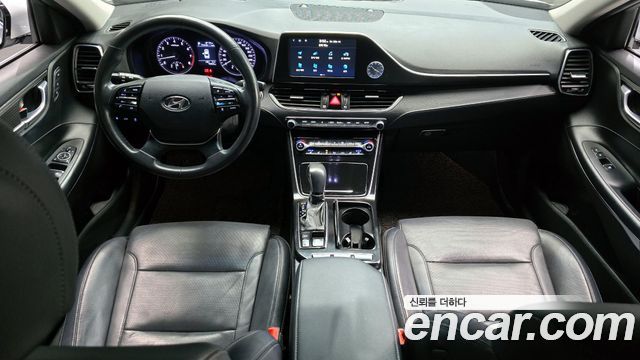 Hyundai Grandeur 2017 thumb 8