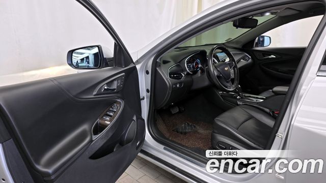 Chevrolet Malibu 2017 thumb 11