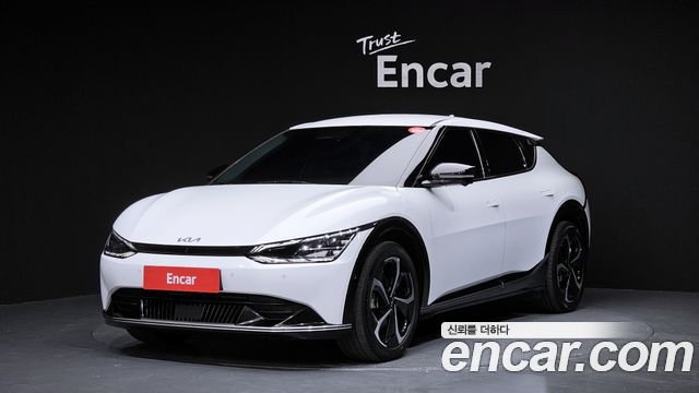 Kia EV6 2023 thumb 2