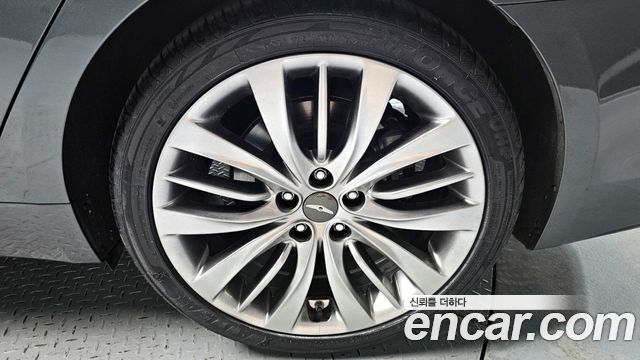 Genesis G80 2019 thumb 6