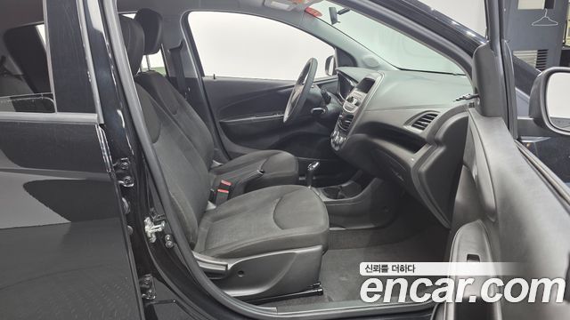 Chevrolet Spark 2018 thumb 10