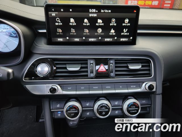 Genesis G70 2020 thumb 9