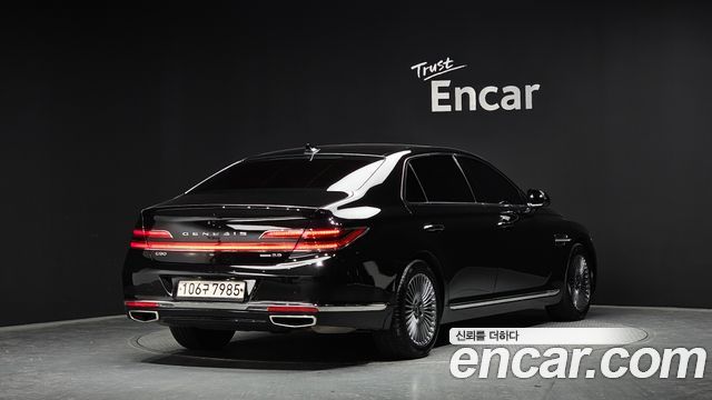 Genesis G90 2019 thumb 3