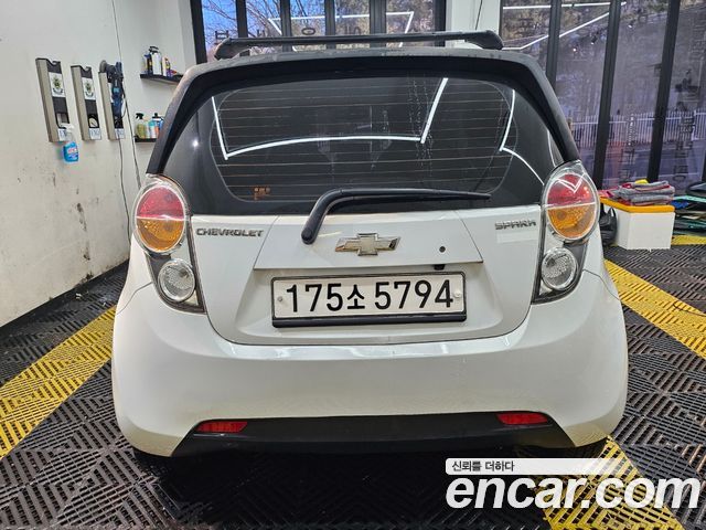 Chevrolet Spark 2011 thumb 6