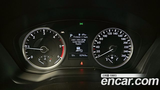 Hyundai Santa Fe 2019 thumb 9