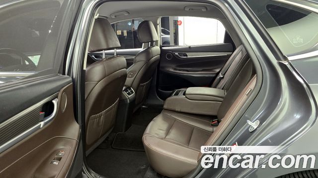 Hyundai Grandeur 2018 thumb 12