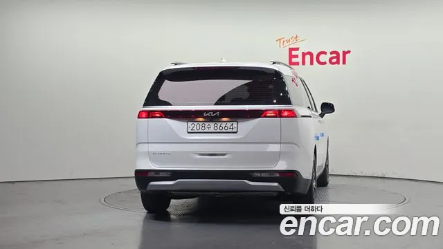 Kia Carnival 2022 thumb 5
