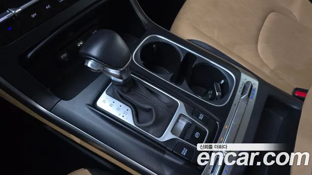 Kia Carnival 2022 thumb 10