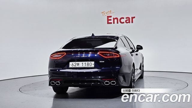 Kia Stinger 2019 thumb 5