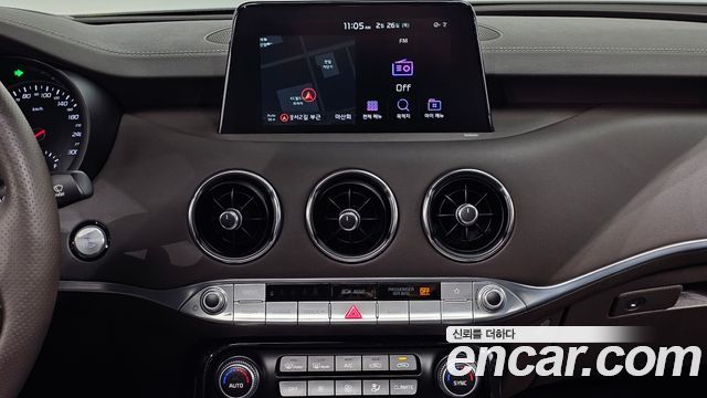 Kia Stinger 2019 thumb 12