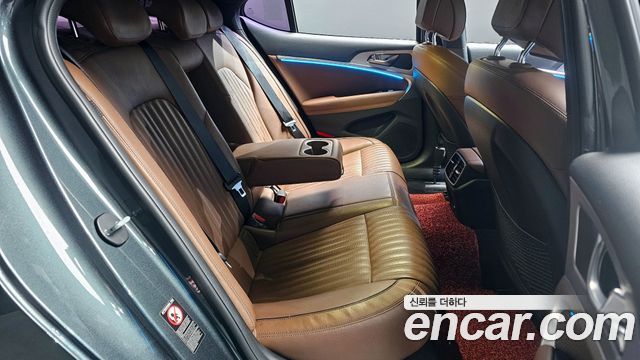 Genesis G70 2017 thumb 12