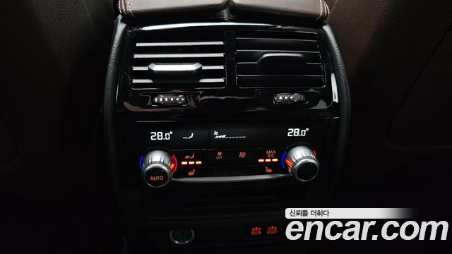 BMW 3 серии GT 2024 thumb 3