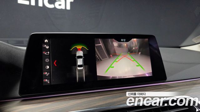 BMW 5 серии 2019 thumb 10