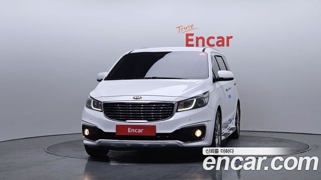 Kia Carnival 2018 thumb 3