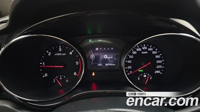 Kia Carnival 2018 thumb 8