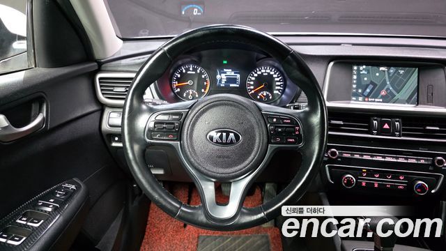 Kia K5 2016 thumb 11