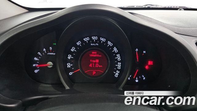 Kia Sportage 2013 thumb 9