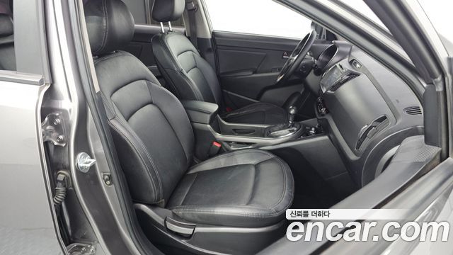 Kia Sportage 2013 thumb 11