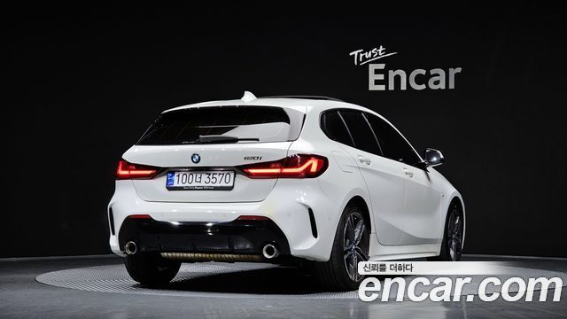 BMW 1 серии 2023 thumb 10
