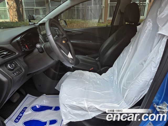 Chevrolet Spark 2017 thumb 9