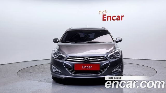 Hyundai i40 2011 thumb 3