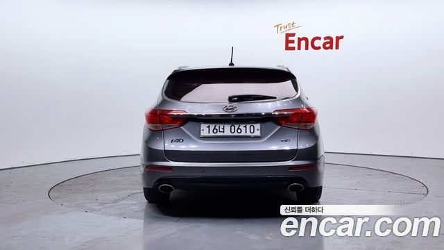 Hyundai i40 2011 thumb 4