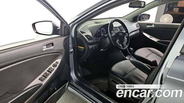 Hyundai Accent 2018 thumb 11
