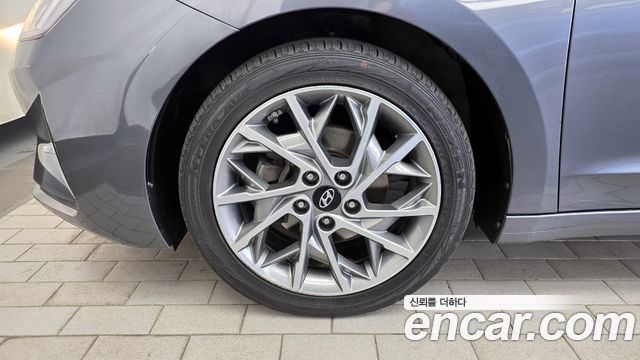 Hyundai Avante 2019 thumb 6