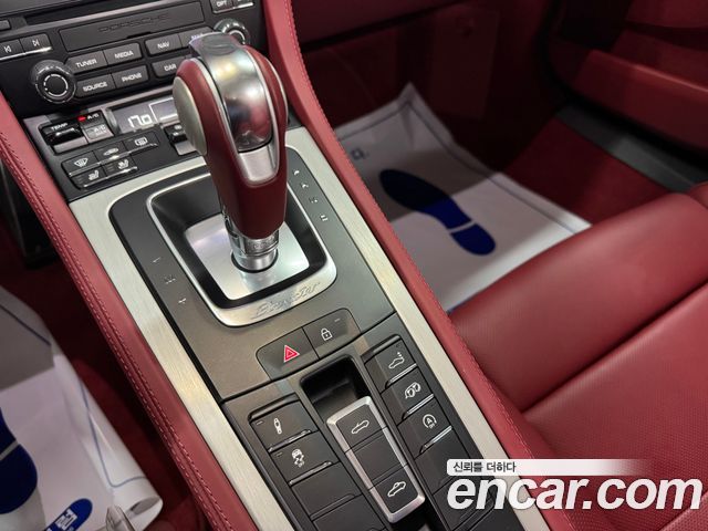Porsche Cayman 2022 thumb 10