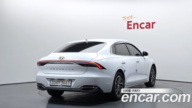 Hyundai Grandeur 2020 thumb 3