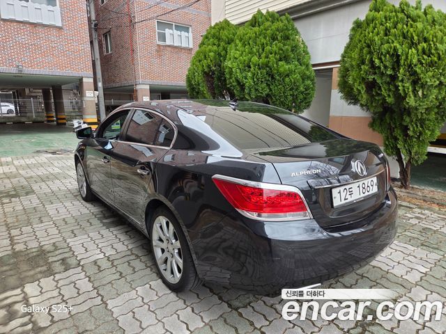 Chevrolet Alpheon 2013 thumb 8