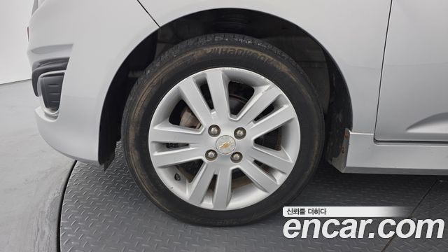 Chevrolet Spark 2014 thumb 6