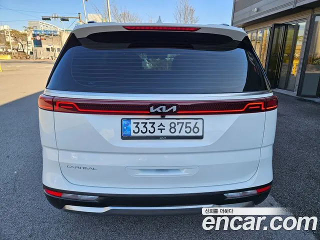 Kia Carnival 2022 thumb 4
