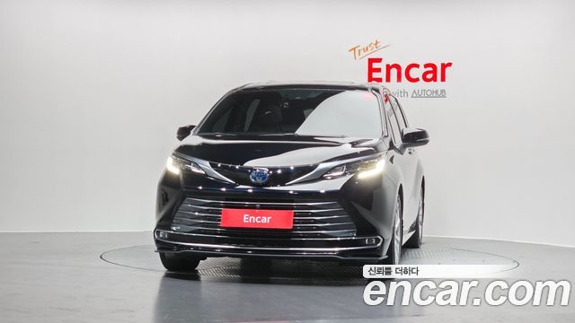 Toyota Sienna 2021 thumb 2